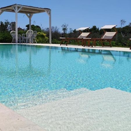 Masseria Vignenove Uggiano La Chiesa Luaran gambar