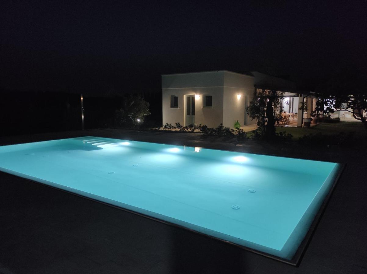 Masseria Vignenove Uggiano La Chiesa Luaran gambar