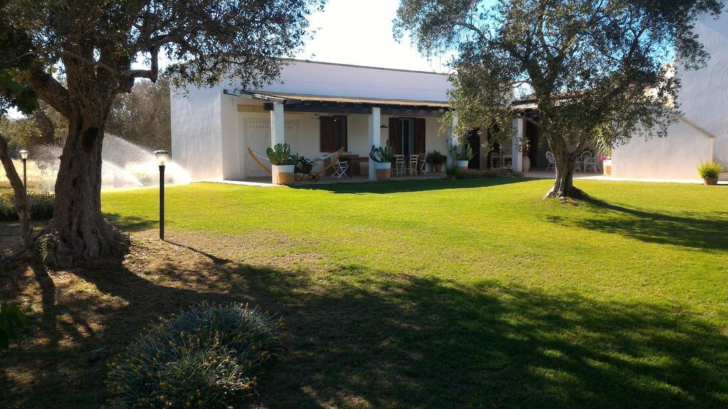 Masseria Vignenove Uggiano La Chiesa Luaran gambar