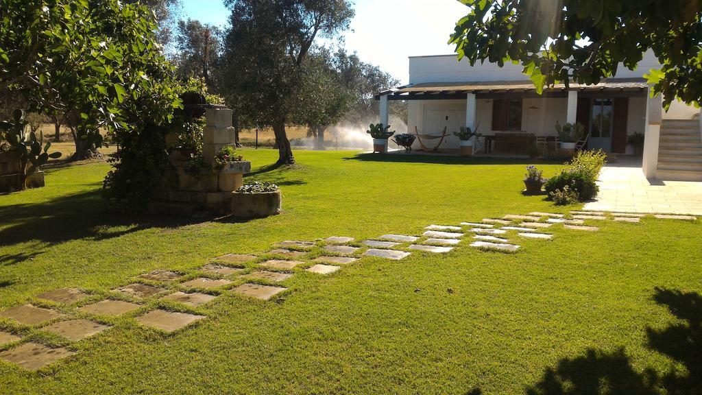 Masseria Vignenove Uggiano La Chiesa Luaran gambar